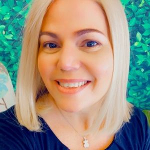 Meet your Posher, Glory